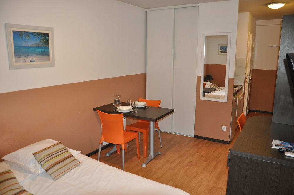Comfort Aparthotel Aix Le Tholonet Zewnętrze zdjęcie