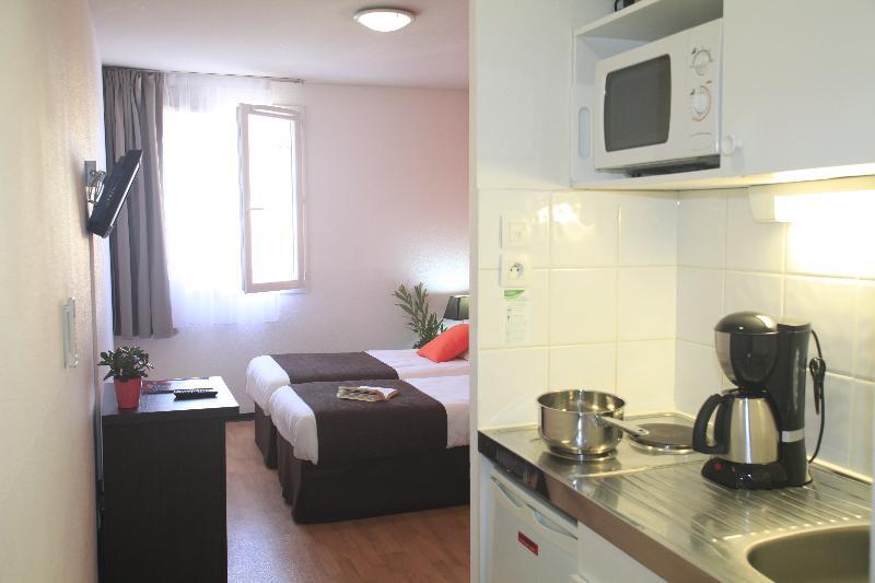 Comfort Aparthotel Aix Le Tholonet Zewnętrze zdjęcie